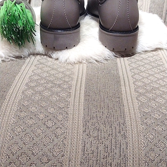 Bernardo Zora Quilted Rain Boots - Picture 12 of 16